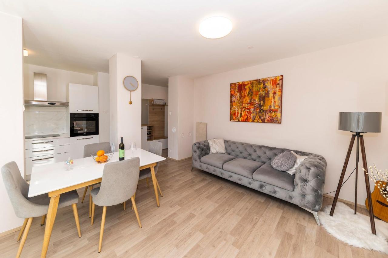 Ferienwohnung Apartman Morena Zadar Exterior foto