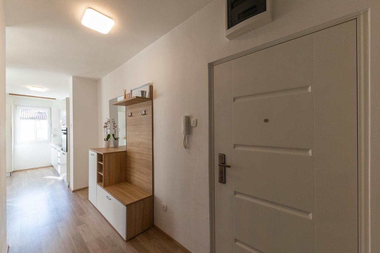Ferienwohnung Apartman Morena Zadar Exterior foto